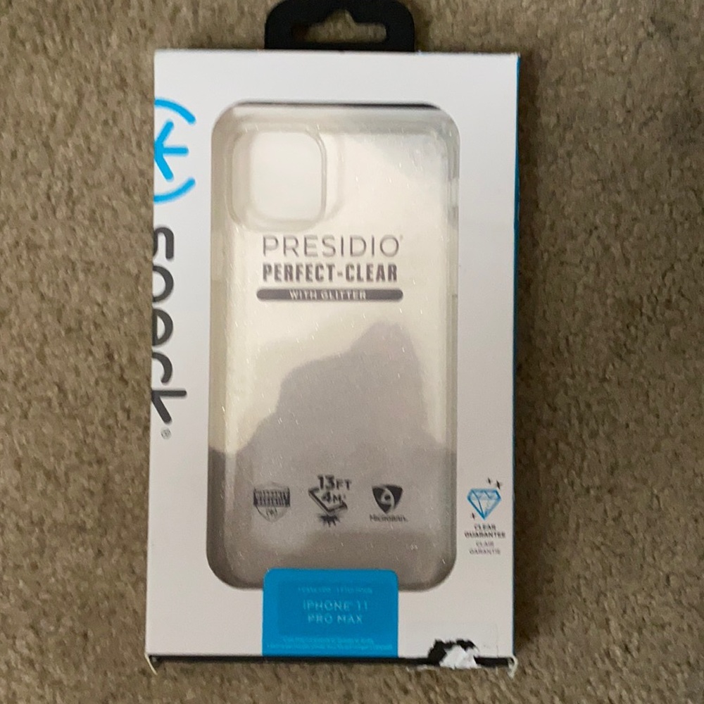NWB Speck iPhone 11 Pro Max